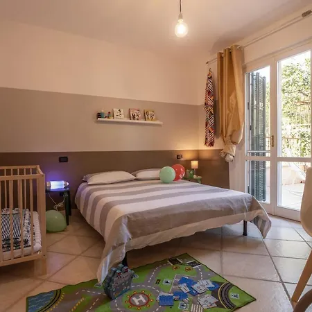 Babyaccommodation Family Garden Lejlighed Borgio Verezzi