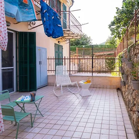 Babyaccommodation Family Garden Borgio Verezzi